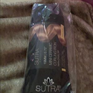 Sutra Mini curling wand pastel yellow boxychqrm